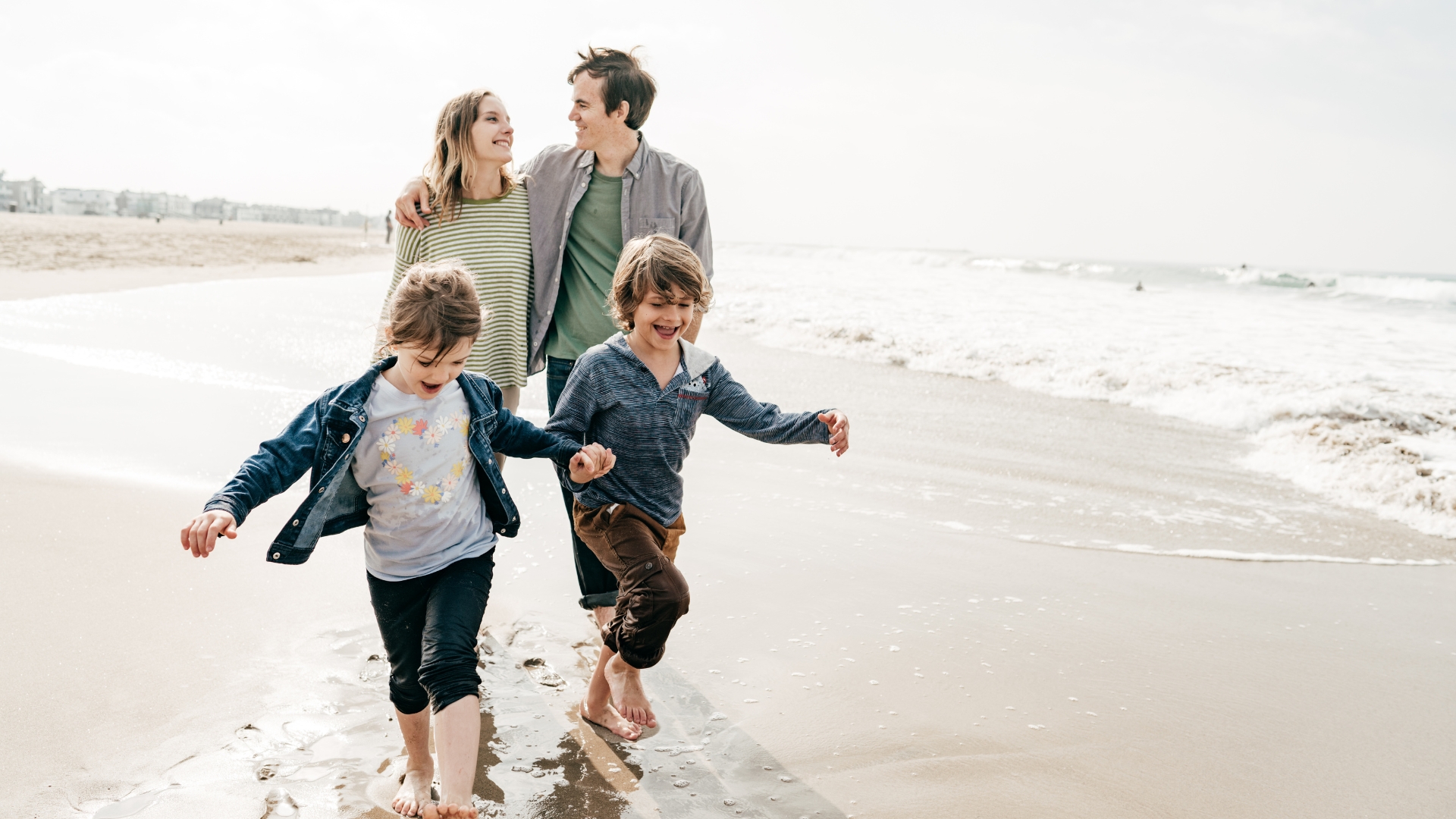 Seguro Saúde Contactlife: coberturas flexíveis para si e sua família. Escolha o cuidado ideal para cada fase da vida.